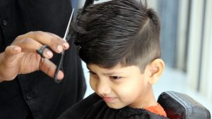 Can a Haircut Pass Head Lice From One Child to Another? featured image