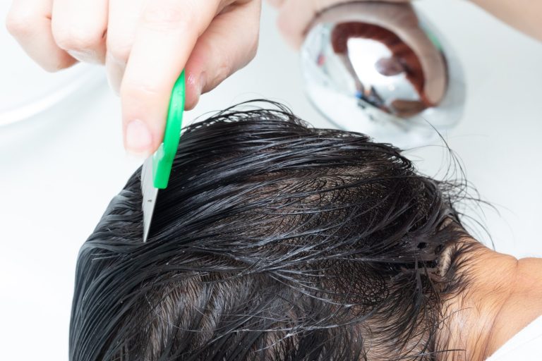 Conditioner Makes Lice Easier to Comb, Not to Kill
