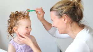 Why Won’t a Finger Check Catch Your Child’s Head Lice?